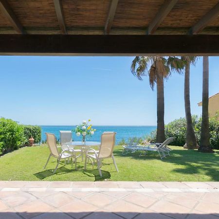 Villa Urb Playa Azul 24 Estepona Esterno foto