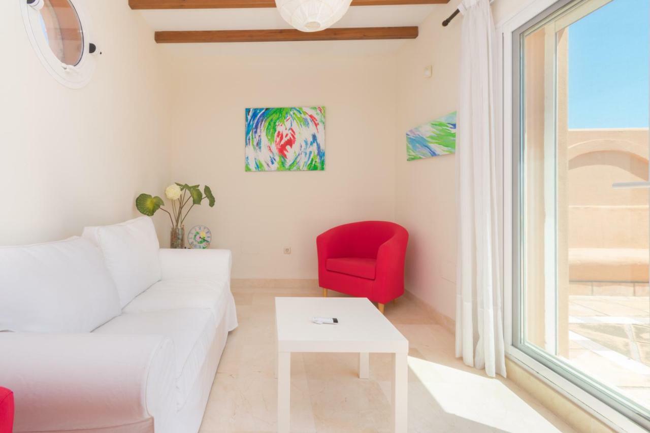 Villa Urb Playa Azul 24 Estepona Esterno foto
