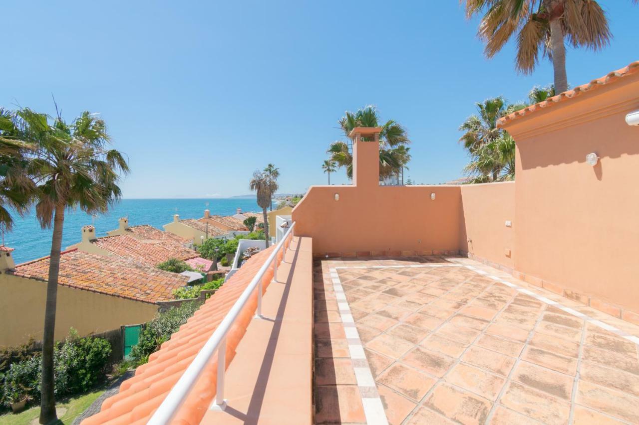Villa Urb Playa Azul 24 Estepona Esterno foto